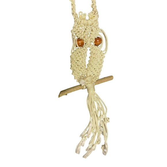 Vintage Handmade White Macrame Owl Necklace With Brown Wooden Beads & Perch - Picture 4 of 5